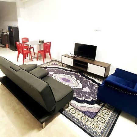 D'Cahaya Homestay Batu Pahat Bagian luar foto