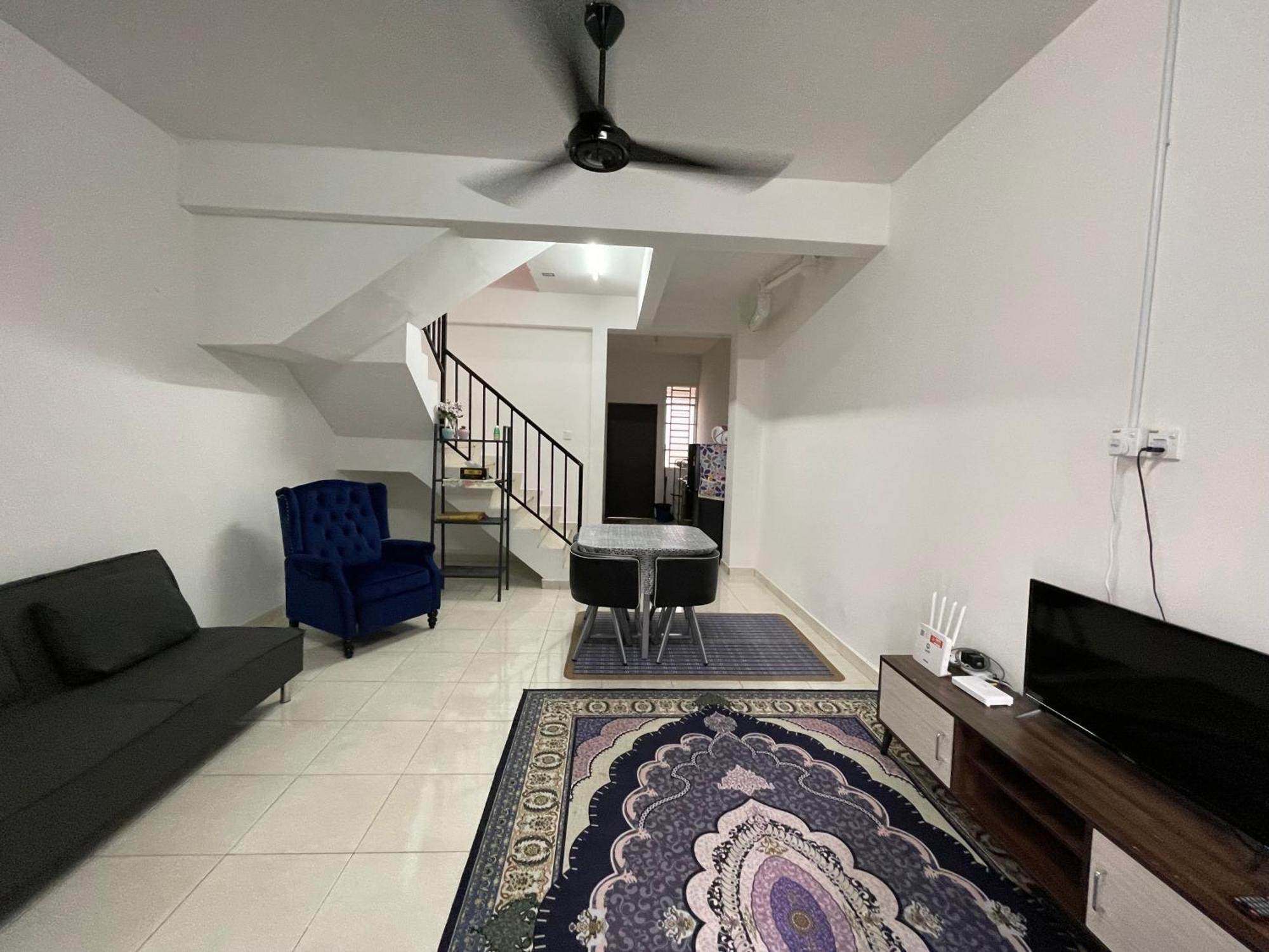 D'Cahaya Homestay Batu Pahat Bagian luar foto